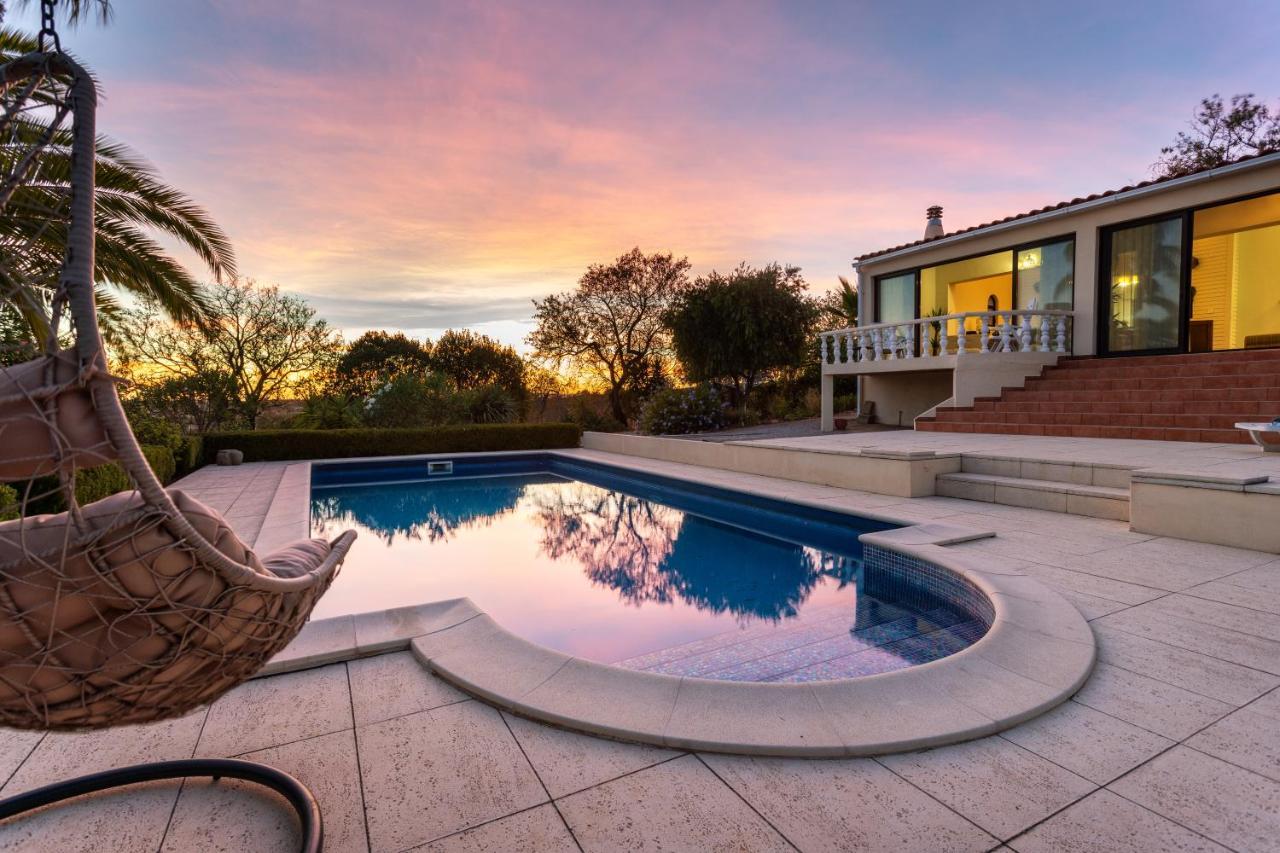 Privilege Casa Da Videira With Swimming Pool, Quelfes - 오양 외부 사진