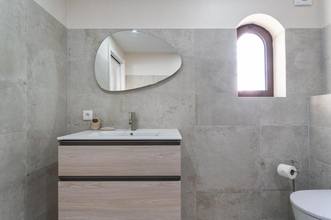Privilege Casa Da Videira With Swimming Pool, Quelfes - 오양 외부 사진